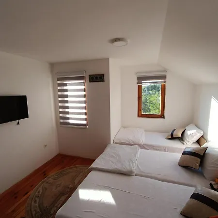 Holiday Home Green Villa *